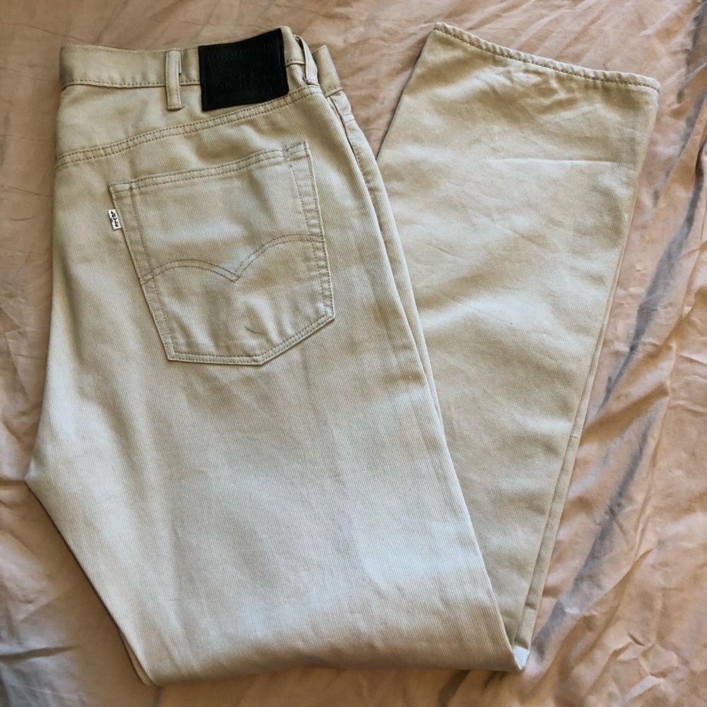 Men’s Levi’s jeans
